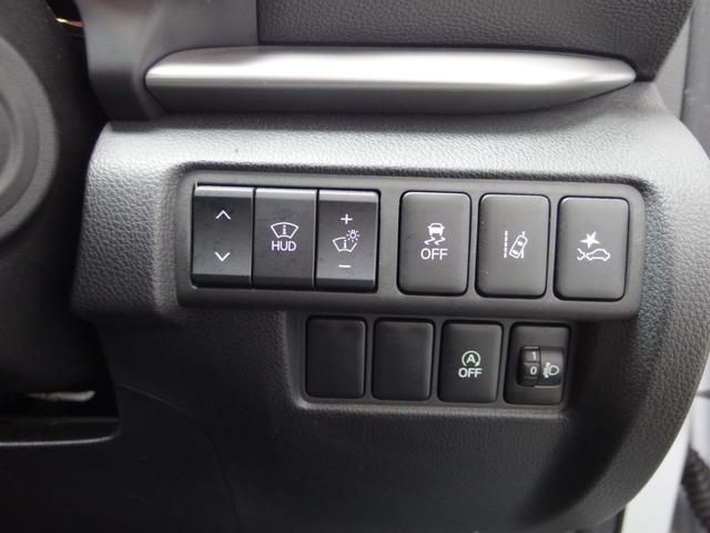 エクリプスクロス Ｇ　ＡＬＰＩＮＥ製ＤＡ　ＥＴＣ　ヒーター付き電動レザーシート　レーダークルーズ・ブレーキ　純１８インチアルミ　ルームミラー型ドラレコ　ヘッドアップディスプレイ　ユーザー買取車　禁煙車（8枚目）