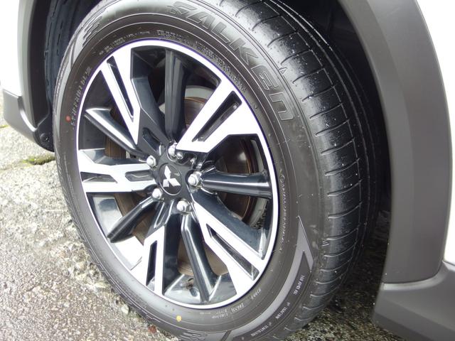 エクリプスクロス Ｇ　ＡＬＰＩＮＥ製ＤＡ　ＥＴＣ　ヒーター付き電動レザーシート　レーダークルーズ・ブレーキ　純１８インチアルミ　ルームミラー型ドラレコ　ヘッドアップディスプレイ　ユーザー買取車　禁煙車（15枚目）