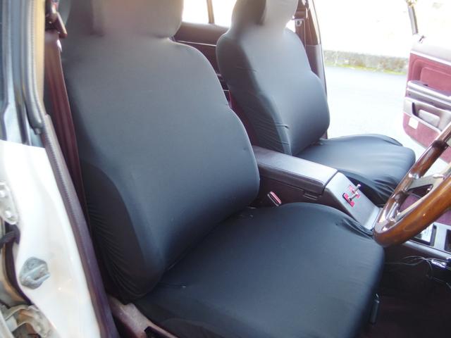 クレスタ スーパールーセント　ローダウン　外マフラー　スピードスター１５インチアルミ＆引張タイヤ　内装一部チンチラ貼り（6枚目）