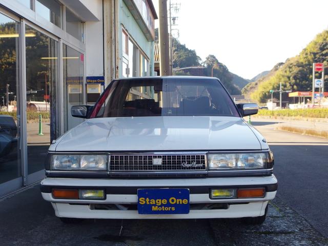 クレスタ スーパールーセント　ローダウン　外マフラー　スピードスター１５インチアルミ＆引張タイヤ　内装一部チンチラ貼り（9枚目）