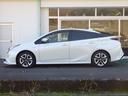 プリウス Sツーリングセレクション ユーザー買取 禁煙車 外ナビ フルセグ Bカメラ レーダークルーズコントロール 純17AW キーフリー&プッシュスタート TRDフルエアロ 中古車画像_3