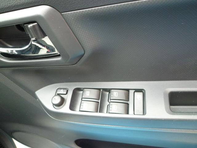 ミライース Ｘ　ＳＡＩＩＩ　ＬＥＤヘッドライト　パナソニックナビ　バックカメラ　Ｂｌｕｅｔｏｏｔｈ　ラジオ　エアコン　パワステ　ＬＥＤヘッドライト　電動ミラー　スマートアシスト３　プライバシーガラス　車検２年付き　整備保証付き（10枚目）