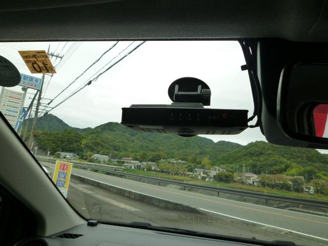 ミライース Ｘ　ＳＡＩＩＩ　ＬＥＤヘッドライト　パナソニックナビ　バックカメラ　Ｂｌｕｅｔｏｏｔｈ　ラジオ　エアコン　パワステ　ＬＥＤヘッドライト　電動ミラー　スマートアシスト３　プライバシーガラス　車検２年付き　整備保証付き（13枚目）