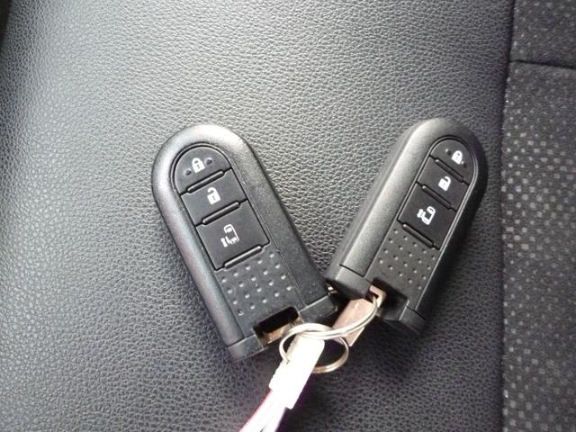 タント カスタムＸ　トップエディションＳＡＩＩ　純正８インチナビ　衝突軽減システム　パワースライドドア　フルセグ　ＣＤ　ＤＶＤ　Ｂｌｕｅｔｏｏｔｈ　バックカメラ　コーナーセンサー　純正アルミホイール　ＬＥＤヘッドライト　スマートキー２個　ＥＴＣ（32枚目）