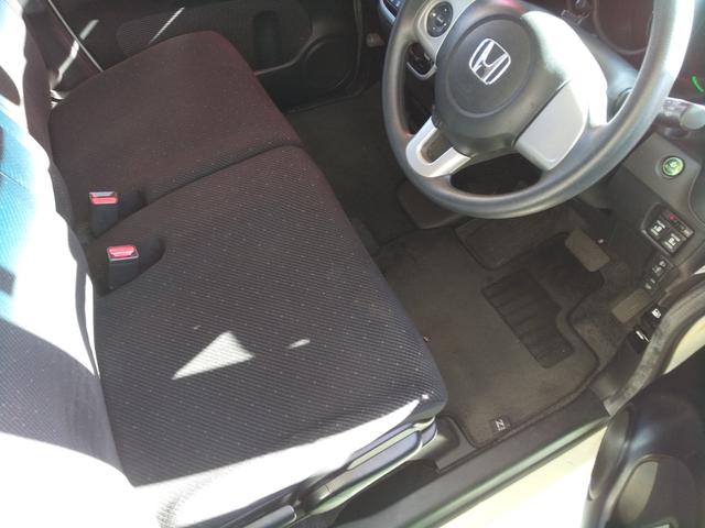 Ｎ－ＢＯＸ Ｇ・Ｌパッケージ　ＥＴＣ　バックカメラ　両側電動スライドドア　ナビ　衝突被害軽減システム　スマートキー　アイドリングストップ　電動格納ミラー　ベンチシート　ＣＶＴ　盗難防止システム　ＡＢＳ　ＥＳＣ　チップアップシート（23枚目）