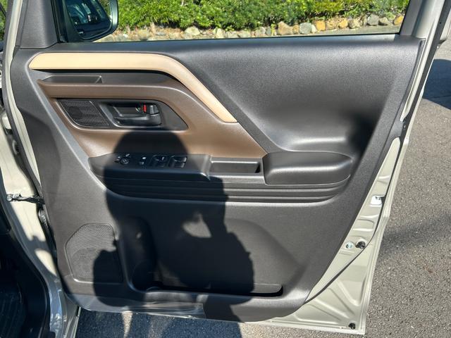 スペーシア ハイブリッドＧ　届出済未使用車　新車保証継承渡　ナビ半キャ　アイドリングＳ　キーレススタートシステム　横滑防止　イモビライザー　ＬＥＤライト　電動格納ミラー　Ｗエアバッグ　スマートキー　オートエアコン　オートライト（41枚目）