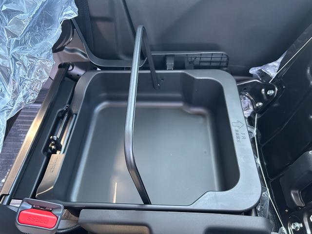 スペーシアギア ハイブリッドXZ 届出済未使用車 新車保証継承渡 ナビ半キャ インテリキー 電動ミラー アルミホイール LED ルーフレール シートヒーター セキュリティ 横滑り防止装置 アイドリングストップ オートエアコン パワステ(21枚目)