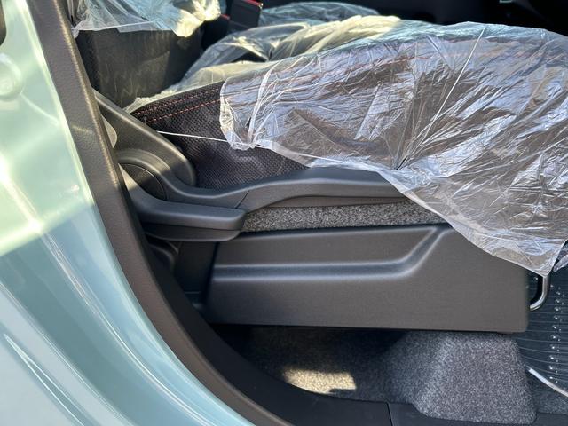 スペーシアギア ハイブリッドXZ 届出済未使用車 新車保証継承渡 ナビ半キャ インテリキー 電動ミラー アルミホイール LED ルーフレール シートヒーター セキュリティ 横滑り防止装置 アイドリングストップ オートエアコン パワステ(26枚目)