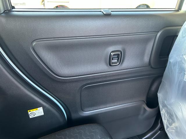 スペーシアギア ハイブリッドXZ 届出済未使用車 新車保証継承渡 ナビ半キャ インテリキー 電動ミラー アルミホイール LED ルーフレール シートヒーター セキュリティ 横滑り防止装置 アイドリングストップ オートエアコン パワステ(44枚目)