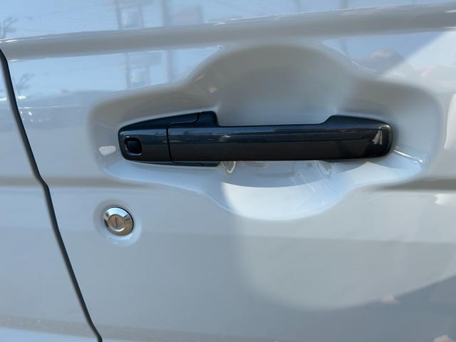 スペーシアギア ハイブリッドXZ 届出済未使用車 新車保証継承渡 ナビ半キャ インテリキー 電動ミラー アルミホイール LED ルーフレール シートヒーター セキュリティ 横滑り防止装置 アイドリングストップ オートエアコン パワステ(21枚目)