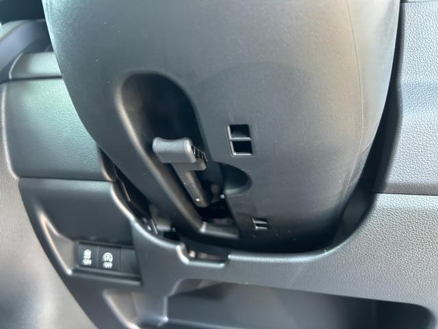 スペーシアギア ハイブリッドXZ 届出済未使用車 新車保証継承渡 ナビ半キャ インテリキー 電動ミラー アルミホイール LED ルーフレール シートヒーター セキュリティ 横滑り防止装置 アイドリングストップ オートエアコン パワステ(51枚目)