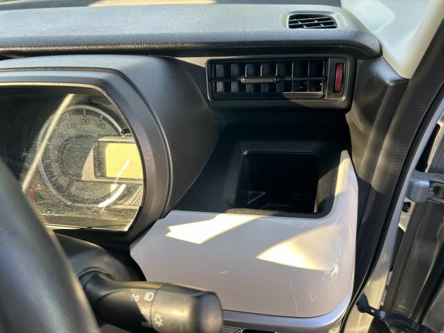 スペーシア ハイブリッドＸ　タイヤ４本新品　ＬＥＤヘッドランプ　アルミ　１年保証　デュアルセンサーブレーキＳ　両側パワードア　スマートエントリー　地デジフルセグ　シ－トヒ－タ－　電格ドアミラー　ｉ－ｓｔｏｐ　フリーキー　ナビＴＶ（37枚目）