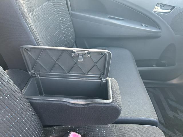 ステラ カスタム　ＲＳ　ターボ　ナビ・バックカメラ　１年保証付　ナビ半キャン　イモビライザー　助手席エアバック　運転席エアバック　地デジフルセグ　パワーウィンドウ　パワーステアリング　キーフリー　ターボエンジン　ＥＴＣ（49枚目）