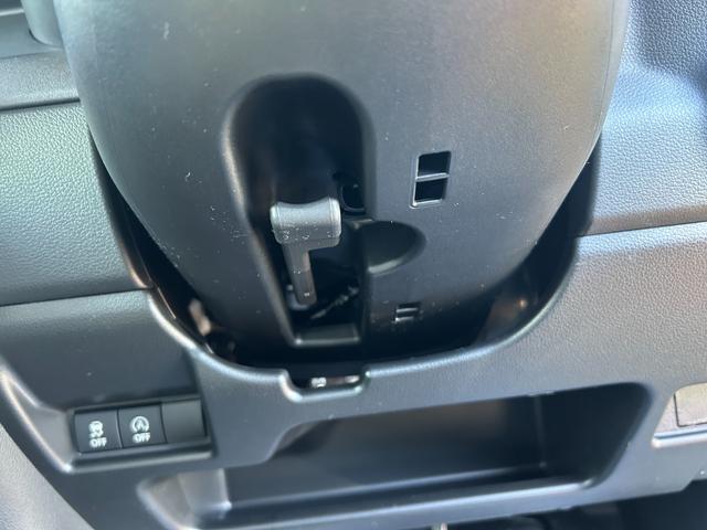 スペーシア ハイブリッドX 届出済未使用車 新車保証継承渡 ナビ半キ 運転席エアバッグ デュアルセンサーブレーキ サイドエアバッグ 電格ミラー 運転席助手席エアバッグ 前席シートヒーター LED ESP オットマン スマートキー(59枚目)