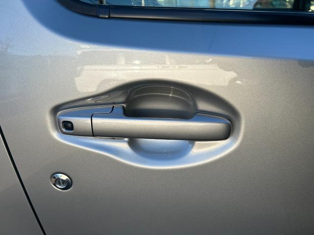 ワゴンＲ ハイブリッドＦＺ　走行１６２００ｋｍ　衝突被害軽減ブレーキ　１年保証　タイヤ４本新品交換済　ナビ半キャン　アイドルストップ　リアカメラ　シートヒー　ＰＳ　ＰＷ　盗難防止　ＳＲＳ　ＷエアＢ　スマートキー　横滑り防止（67枚目）