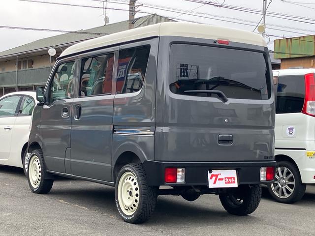 エブリイ PAリミテッド 5速マニュアル リフトUP 15インチ+オープンカントリーR/Tホワイトレター ディスプレイオーディオ バックカメラ ブラックバンパー バンパーガード(8枚目)