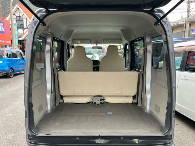 エブリイ PAリミテッド 5速マニュアル リフトUP 15インチ+オープンカントリーR/Tホワイトレター ディスプレイオーディオ バックカメラ ブラックバンパー バンパーガード(14枚目)