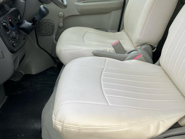 エブリイ PAリミテッド 5速マニュアル リフトUP 15インチ+オープンカントリーR/Tホワイトレター ディスプレイオーディオ バックカメラ ブラックバンパー バンパーガード(42枚目)