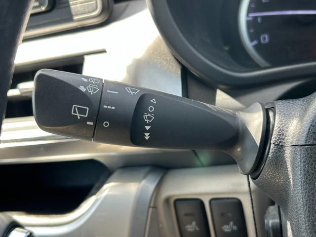 キャスト スタイルＸリミテッドＳＡＩＩＩ　ワンオーナー・禁煙車・ナビ・シートヒーター　バックカメラ　キーフリーキー　オートエアコン　横滑り防止装置　パワーウィンドウ　ＡＢＳ　デュアルエアバッグ　ＰＳ　エアバック　スマートキープッシュスタート（8枚目）