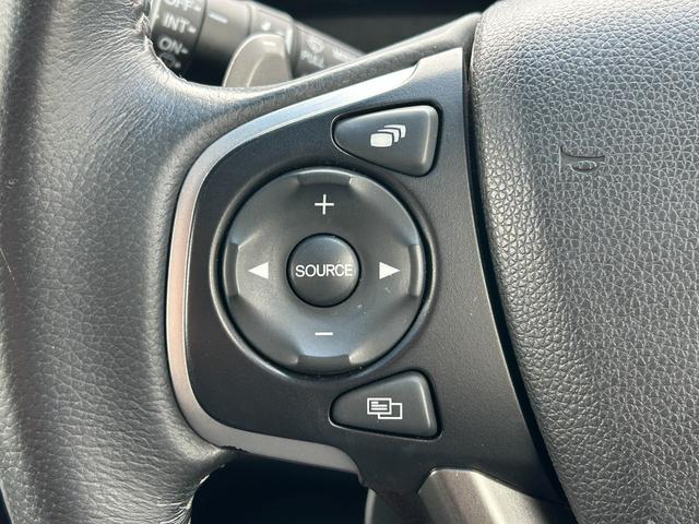 ステップワゴンスパーダ スパーダホンダセンシング　禁煙車・ワンオーナー・デカナビ・ＥＴＣ　助手席エアバッグ　ワンオーナ－　Ｗパワスラ　リアオートエアコン　地デジ　サイドエアバッグ　ＬＥＤライト　横滑り防止システム　オートエアコン　リアカメラ　ＵＳＢ（12枚目）