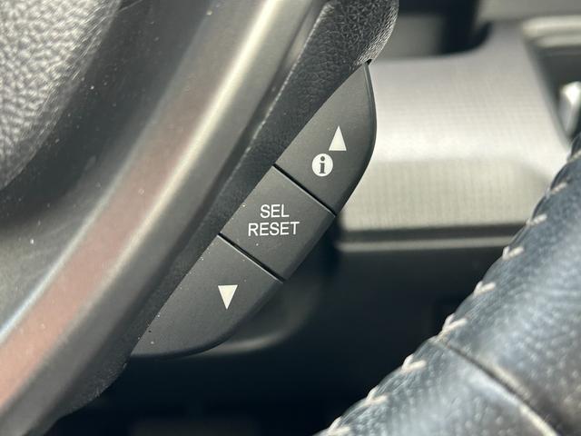 ステップワゴンスパーダ スパーダホンダセンシング　禁煙車・ワンオーナー・デカナビ・ＥＴＣ　助手席エアバッグ　ワンオーナ－　Ｗパワスラ　リアオートエアコン　地デジ　サイドエアバッグ　ＬＥＤライト　横滑り防止システム　オートエアコン　リアカメラ　ＵＳＢ（15枚目）
