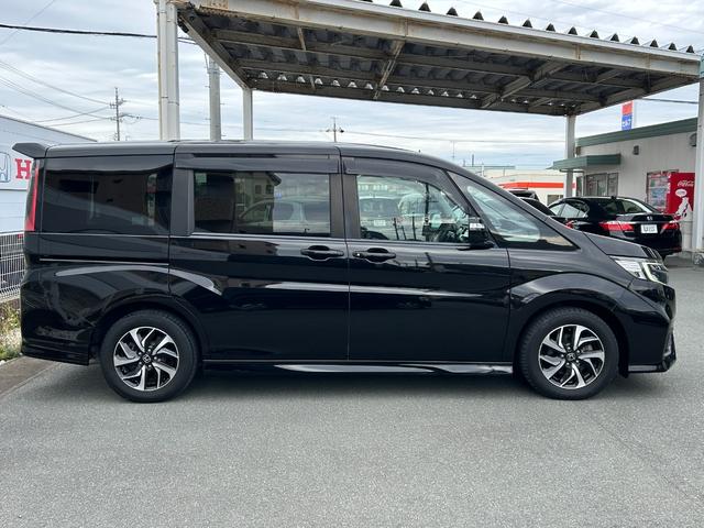 ステップワゴンスパーダ スパーダホンダセンシング　禁煙車・ワンオーナー・デカナビ・ＥＴＣ　助手席エアバッグ　ワンオーナ－　Ｗパワスラ　リアオートエアコン　地デジ　サイドエアバッグ　ＬＥＤライト　横滑り防止システム　オートエアコン　リアカメラ　ＵＳＢ（25枚目）