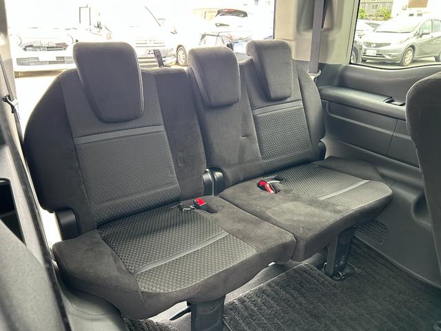 ステップワゴンスパーダ スパーダホンダセンシング　禁煙車・ワンオーナー・デカナビ・ＥＴＣ　助手席エアバッグ　ワンオーナ－　Ｗパワスラ　リアオートエアコン　地デジ　サイドエアバッグ　ＬＥＤライト　横滑り防止システム　オートエアコン　リアカメラ　ＵＳＢ（30枚目）