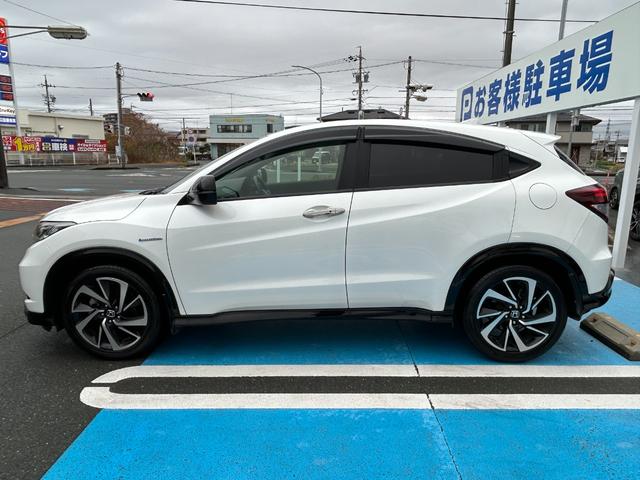 ヴェゼル ハイブリッドＲＳ・ホンダセンシング　ワンオーナー・禁煙車・ナビ・ＥＴＣ　ＥＴＣ付　１オ－ナ－　サイドＳＲＳ　Ｒカメ　フルオートエアコン　ＵＳＢ接続　両席エアバック　スマキー　オートクルーズコントロール　衝突軽減ブレーキシステム　ＡＢＳ（34枚目）