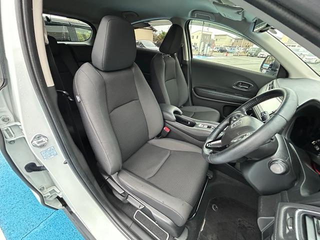 ヴェゼル Ｘ・ホンダセンシング　ワンオーナー・禁煙車・ナビ・ＥＴＣ　Ｗエアバッグ　アクティブクルーズコントロール　オートエアコン　ＬＥＤランプ　衝突軽減ブレ－キ　パワステ　カーテンエアバック　ＵＳＢポート　スマートキーシステム（23枚目）