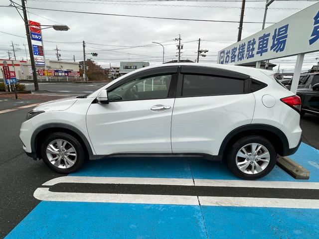 ヴェゼル Ｘ・ホンダセンシング　ワンオーナー・禁煙車・ナビ・ＥＴＣ　Ｗエアバッグ　アクティブクルーズコントロール　オートエアコン　ＬＥＤランプ　衝突軽減ブレ－キ　パワステ　カーテンエアバック　ＵＳＢポート　スマートキーシステム（29枚目）