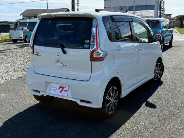ｅＫカスタム Ｔセーフティパッケージ　全周囲カメラ　ナビ　ＴＶ　オートクルーズコントロール　衝突被害軽減システム　オートマチックハイビーム　オートライト　ＨＩＤ　スマートキー　アイドリングストップ　電動格納ミラー　シートヒーター（14枚目）