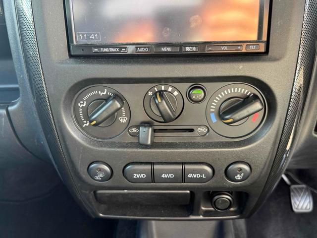 ジムニー クロスアドベンチャーＸＣ　４ＷＤ　ドライブレコーダー　ＥＴＣ　ナビ　キーレスエントリー　電動格納ミラー　シートヒーター　ＭＴ　ＡＢＳ　ＣＤ　ＵＳＢ　ミュージックプレイヤー接続可　アルミホイール　衝突安全ボディ　エアコン（7枚目）