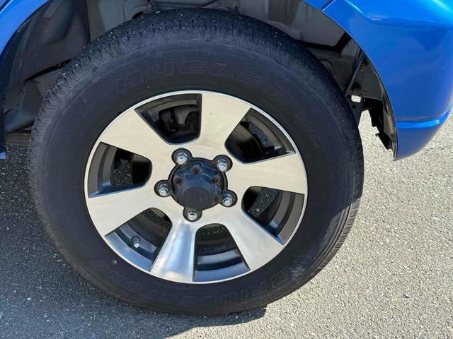 ジムニー クロスアドベンチャーＸＣ　４ＷＤ　ドライブレコーダー　ＥＴＣ　ナビ　キーレスエントリー　電動格納ミラー　シートヒーター　ＭＴ　ＡＢＳ　ＣＤ　ＵＳＢ　ミュージックプレイヤー接続可　アルミホイール　衝突安全ボディ　エアコン（20枚目）