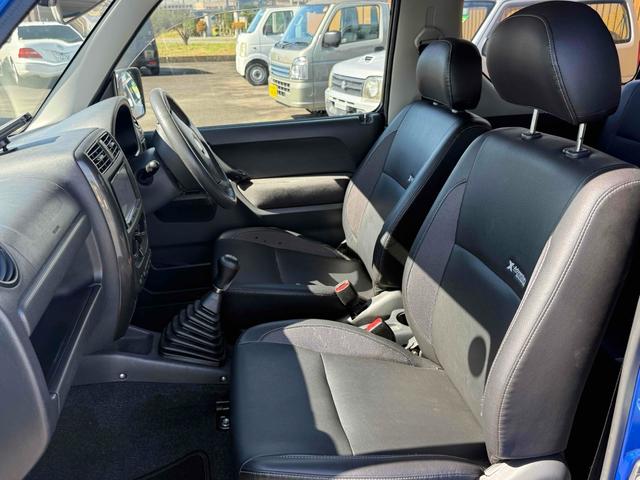 ジムニー クロスアドベンチャーＸＣ　４ＷＤ　ドライブレコーダー　ＥＴＣ　ナビ　キーレスエントリー　電動格納ミラー　シートヒーター　ＭＴ　ＡＢＳ　ＣＤ　ＵＳＢ　ミュージックプレイヤー接続可　アルミホイール　衝突安全ボディ　エアコン（33枚目）