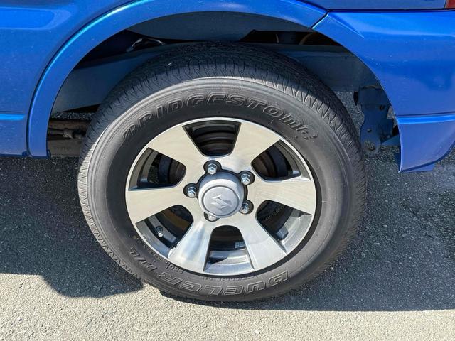 ジムニー クロスアドベンチャーＸＣ　４ＷＤ　ドライブレコーダー　ＥＴＣ　ナビ　キーレスエントリー　電動格納ミラー　シートヒーター　ＭＴ　ＡＢＳ　ＣＤ　ＵＳＢ　ミュージックプレイヤー接続可　アルミホイール　衝突安全ボディ　エアコン（35枚目）