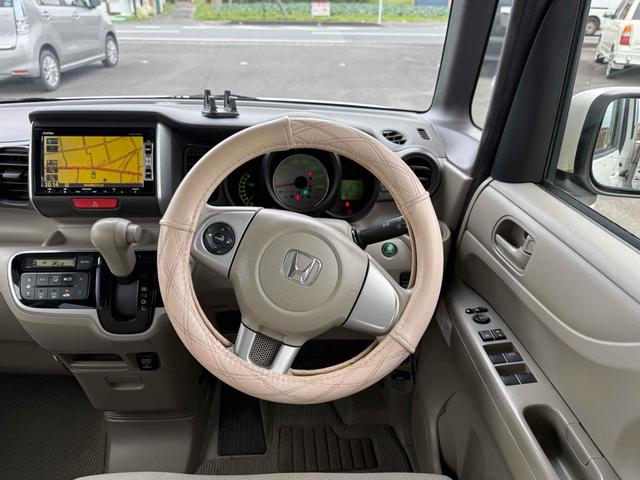 N-BOX G・Lパッケージ バックカメラ 両側スライド・片側電動 ナビ TV スマートキー アイドリングストップ 電動格納ミラー ベンチシート CVT 盗難防止システム ABS ESC CD DVD再生 USB アルミホイール(3枚目)