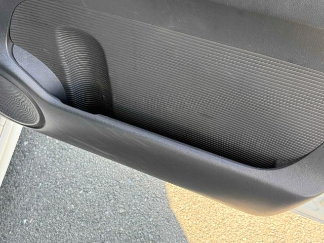 Ｎ－ＢＯＸカスタム Ｇ・ターボＬパッケージ　ＥＴＣ　バックカメラ　両側電動スライドドア　ナビ　ＴＶ　オートクルーズコントロール　衝突被害軽減システム　オートライト　ＨＩＤ　ＬＥＤヘッドランプ　スマートキー　アイドリングストップ　電動格納ミラー（36枚目）