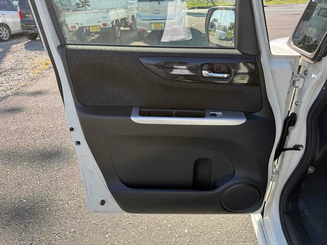 Ｎ－ＢＯＸカスタム Ｇ・ターボＬパッケージ　ＥＴＣ　バックカメラ　両側電動スライドドア　ナビ　ＴＶ　オートクルーズコントロール　衝突被害軽減システム　オートライト　ＨＩＤ　ＬＥＤヘッドランプ　スマートキー　アイドリングストップ　電動格納ミラー（41枚目）