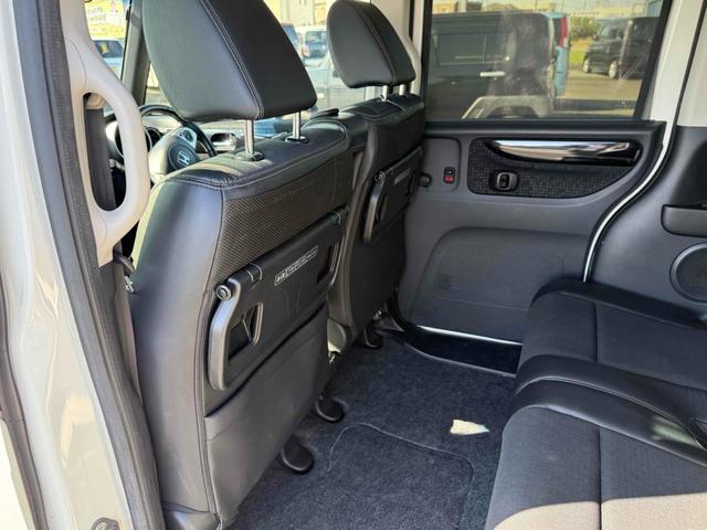 Ｎ－ＢＯＸカスタム Ｇ・ターボＬパッケージ　ＥＴＣ　バックカメラ　両側電動スライドドア　ナビ　ＴＶ　オートクルーズコントロール　衝突被害軽減システム　オートライト　ＨＩＤ　ＬＥＤヘッドランプ　スマートキー　アイドリングストップ　電動格納ミラー（42枚目）