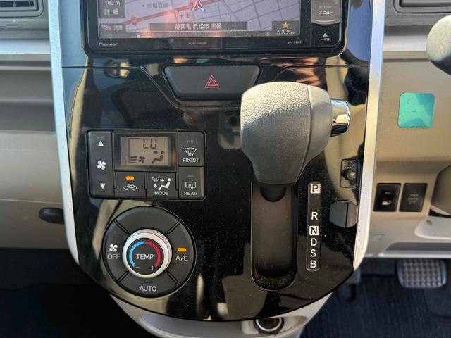 タント Ｘ　ＳＡＩＩ　ＥＴＣ　両側スライド・片側電動　ナビ　ＴＶ　クリアランスソナー　衝突被害軽減システム　スマートキー　アイドリングストップ　電動格納ミラー　ＣＶＴ　盗難防止システム　ＡＢＳ　ＥＳＣ　ＣＤ　ＵＳＢ（7枚目）