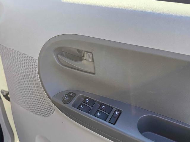 タント Ｌ　ＥＴＣ　両側スライドドア　キーレスエントリー　アイドリングストップ　電動格納ミラー　ベンチシート　ＣＶＴ　盗難防止システム　ＡＢＳ　ＣＤ　アルミホイール　衝突安全ボディ　エアコン　パワーステアリング（8枚目）