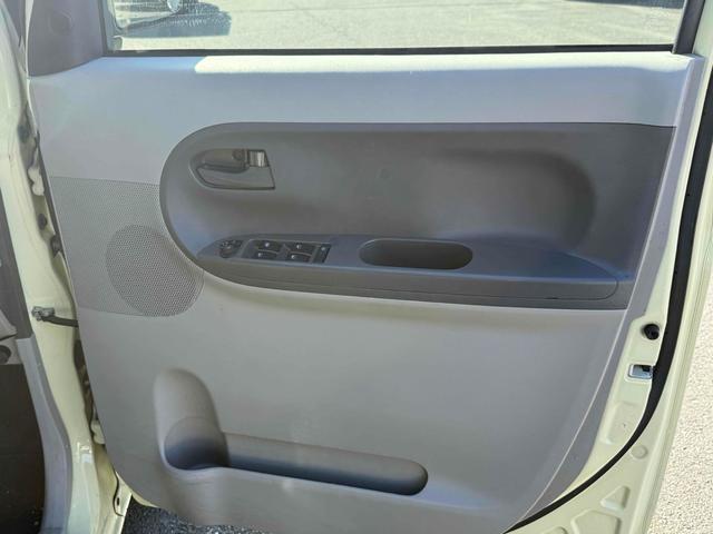 タント Ｌ　ＥＴＣ　両側スライドドア　キーレスエントリー　アイドリングストップ　電動格納ミラー　ベンチシート　ＣＶＴ　盗難防止システム　ＡＢＳ　ＣＤ　アルミホイール　衝突安全ボディ　エアコン　パワーステアリング（31枚目）