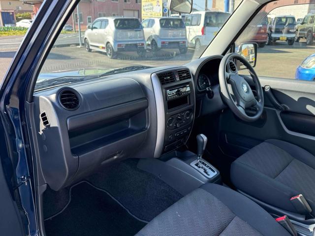 ジムニー ＸＣ　４ＷＤ　電動格納ミラー　ＡＴ　ＡＢＳ　ＣＤ　ルーフレール　アルミホイール　衝突安全ボディ　エアコン　パワーステアリング（9枚目）