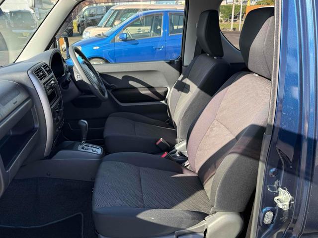 ジムニー ＸＣ　４ＷＤ　電動格納ミラー　ＡＴ　ＡＢＳ　ＣＤ　ルーフレール　アルミホイール　衝突安全ボディ　エアコン　パワーステアリング（10枚目）