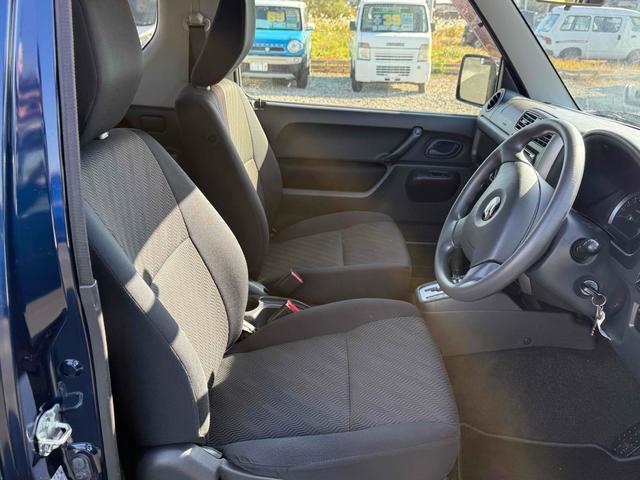 ジムニー ＸＣ　４ＷＤ　電動格納ミラー　ＡＴ　ＡＢＳ　ＣＤ　ルーフレール　アルミホイール　衝突安全ボディ　エアコン　パワーステアリング（25枚目）