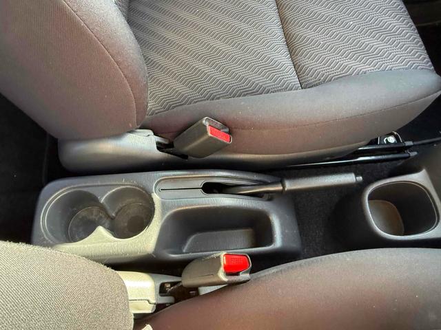 ジムニー ＸＣ　４ＷＤ　電動格納ミラー　ＡＴ　ＡＢＳ　ＣＤ　ルーフレール　アルミホイール　衝突安全ボディ　エアコン　パワーステアリング（29枚目）