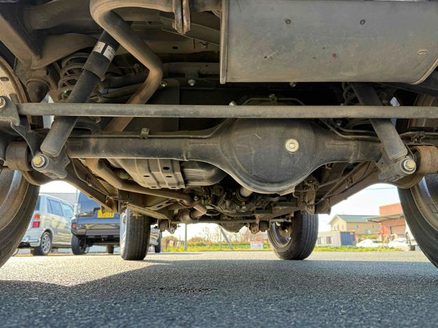 ジムニー ＸＣ　４ＷＤ　電動格納ミラー　ＡＴ　ＡＢＳ　ＣＤ　ルーフレール　アルミホイール　衝突安全ボディ　エアコン　パワーステアリング（45枚目）
