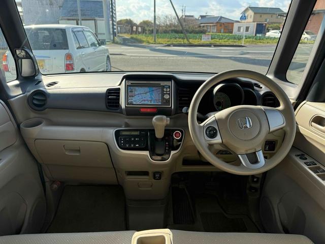 Ｎ－ＢＯＸ Ｇ・Ｌパッケージ　バックカメラ　両側スライド・片側電動　ナビ　ＴＶ　スマートキー　アイドリングストップ　電動格納ミラー　ベンチシート　ＣＶＴ　盗難防止システム　ＡＢＳ　ＥＳＣ　アルミホイール（2枚目）