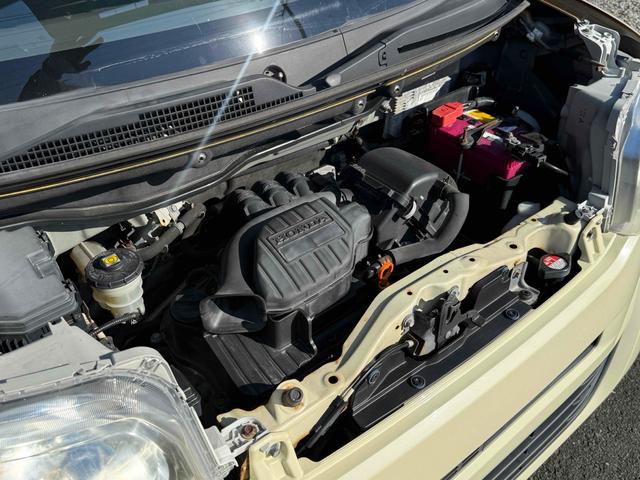 Ｎ－ＢＯＸ Ｇ・Ｌパッケージ　バックカメラ　両側スライド・片側電動　ナビ　ＴＶ　スマートキー　アイドリングストップ　電動格納ミラー　ベンチシート　ＣＶＴ　盗難防止システム　ＡＢＳ　ＥＳＣ　アルミホイール（35枚目）