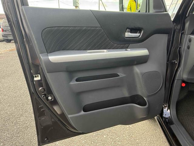 スペーシア Ｇリミテッド　ＥＴＣ　バックカメラ　両側スライド・片側電動　ナビ　ＴＶ　レーンアシスト　衝突被害軽減システム　スマートキー　アイドリングストップ　シートヒーター　ベンチシート　ＣＶＴ　盗難防止システム　ＡＢＳ（48枚目）